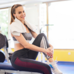 Culotte de cheval rappresentata da una ragazza in palestra