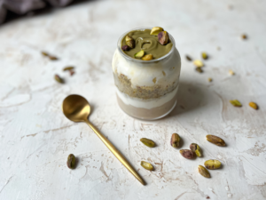 5 colazioni in barattolo: overnight porridge pistacchioso